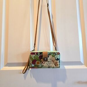 Large smartphone wristlet by Sakroots